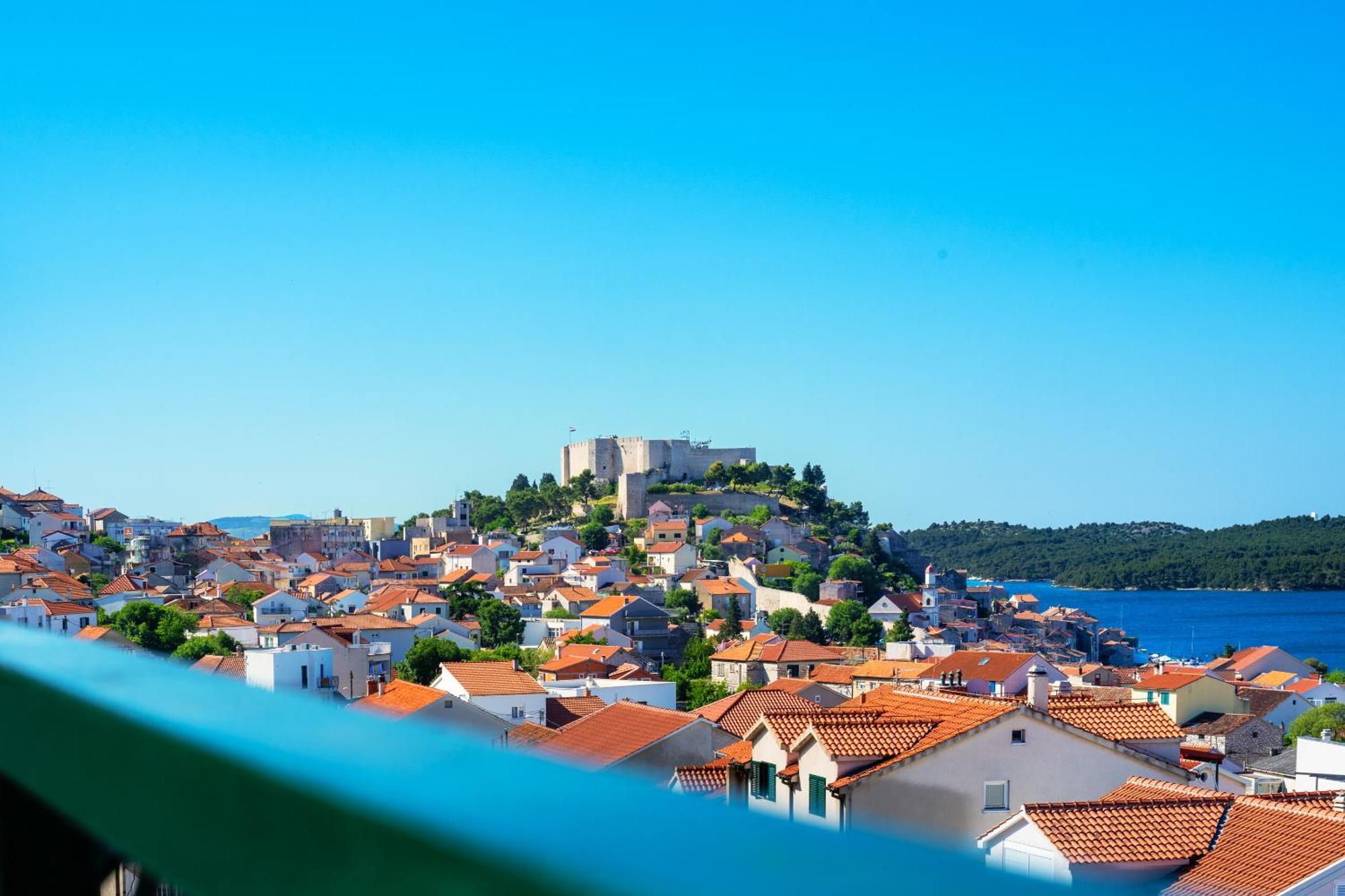Abi Attic Apartment Šibenik Exterior foto